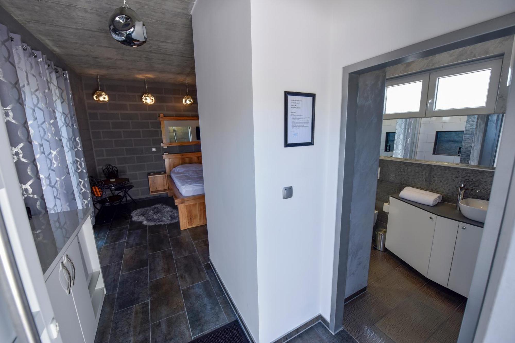Apartmani I Bungalovi Trojka Banja Luka Habitación foto