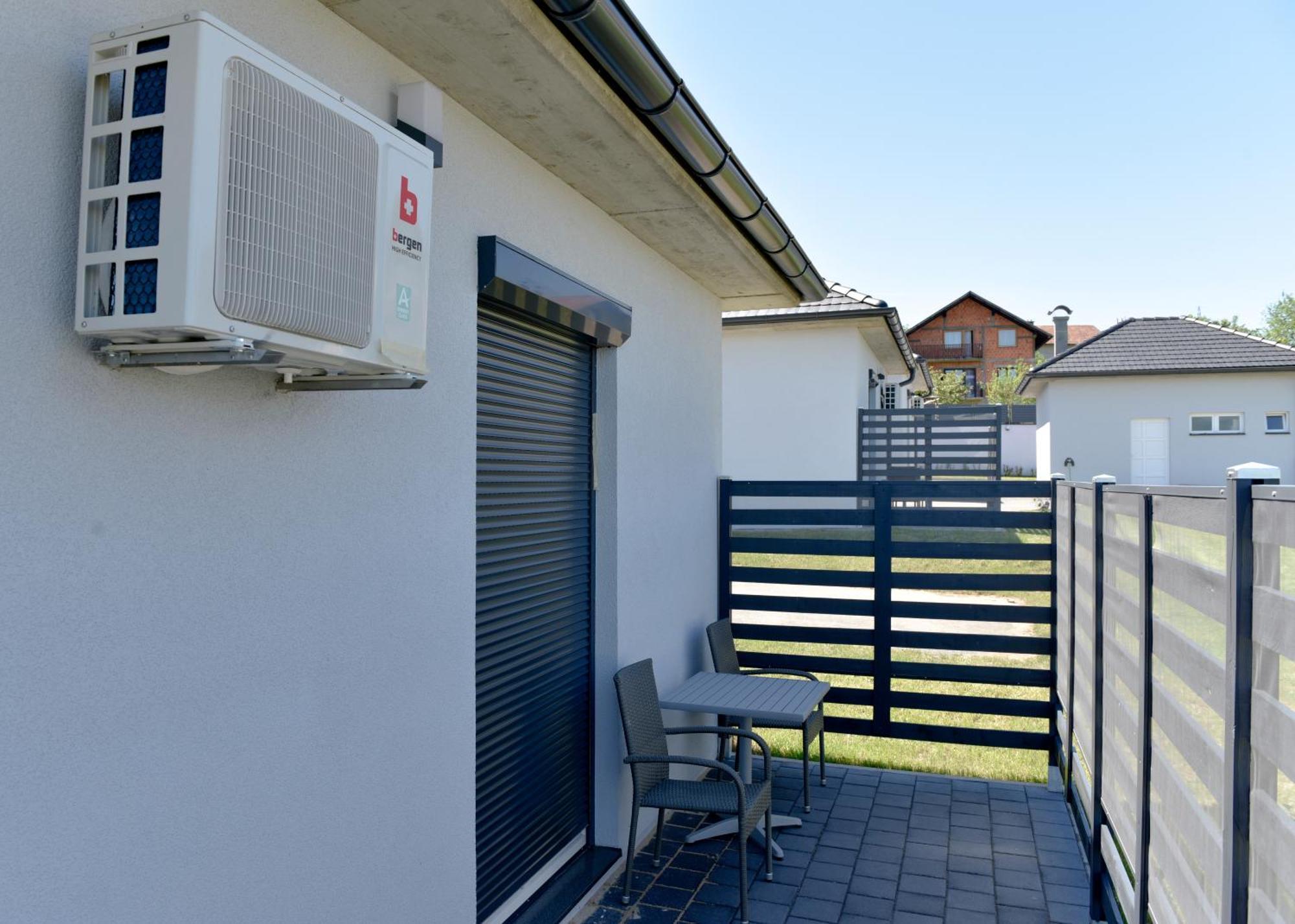 Apartmani I Bungalovi Trojka Banja Luka Habitación foto